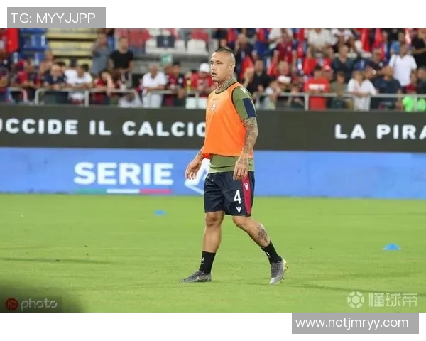 足球明星躺下来放松心情揭秘职业生涯背后的压力与挑战